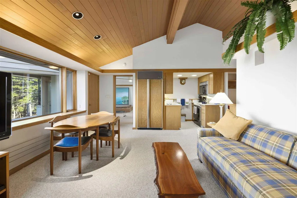 221 Bradley Hill Road Norwich VT 05055