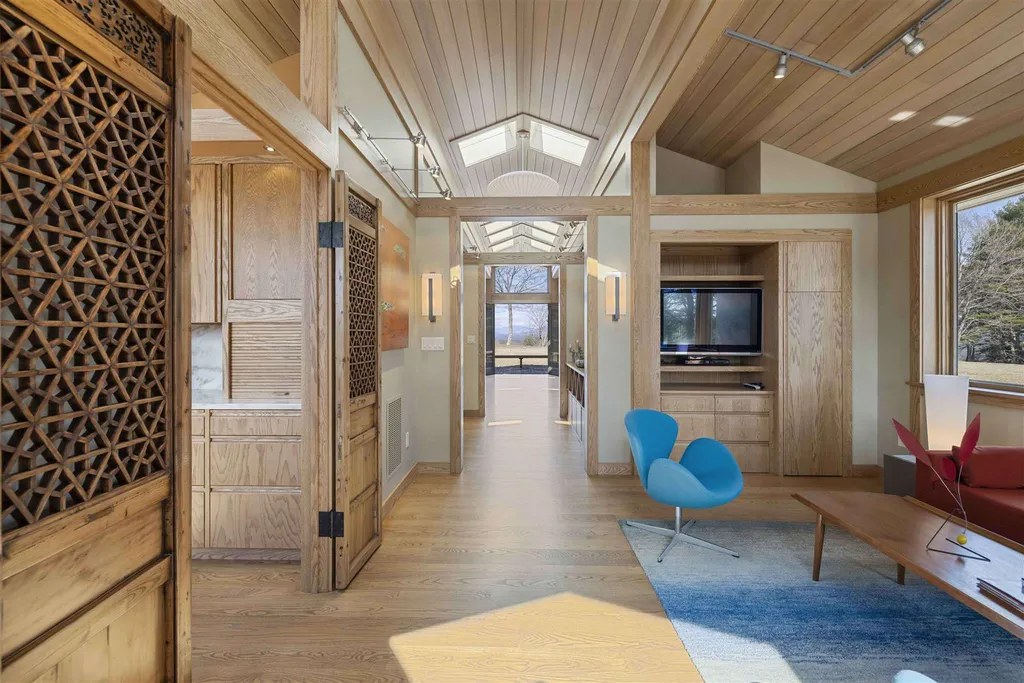 221 Bradley Hill Road Norwich VT 05055