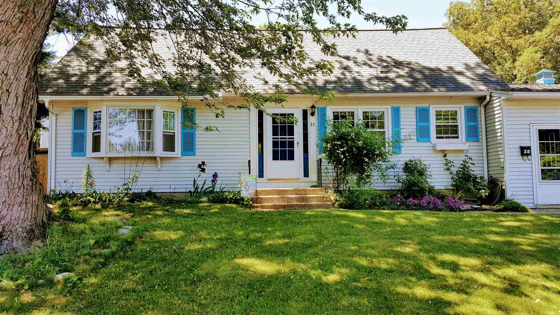35 Kingston Drive Nashua NH 03060