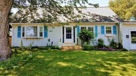 35 Kingston Drive Nashua NH 03060