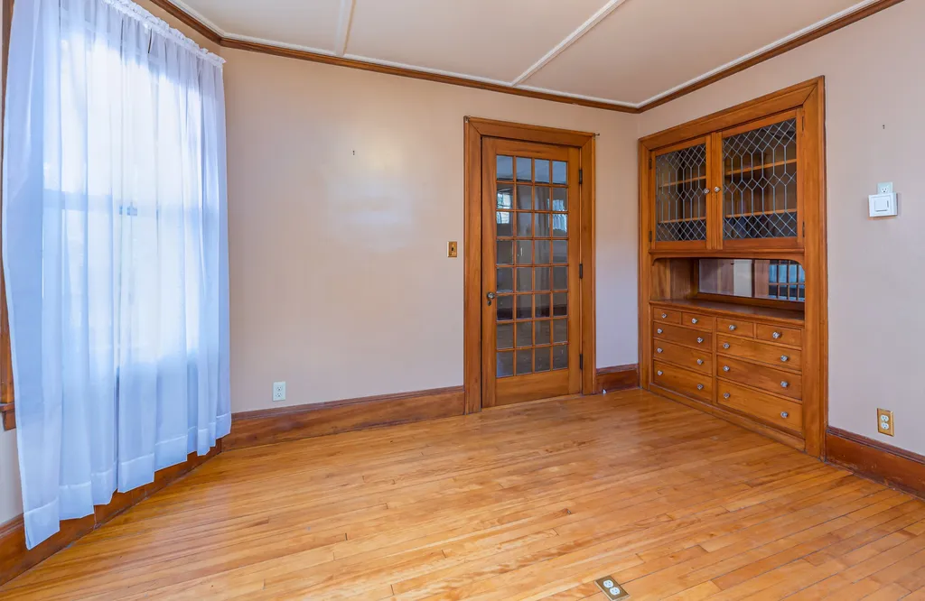 26 1/2 Charles Street Rochester NH 03867