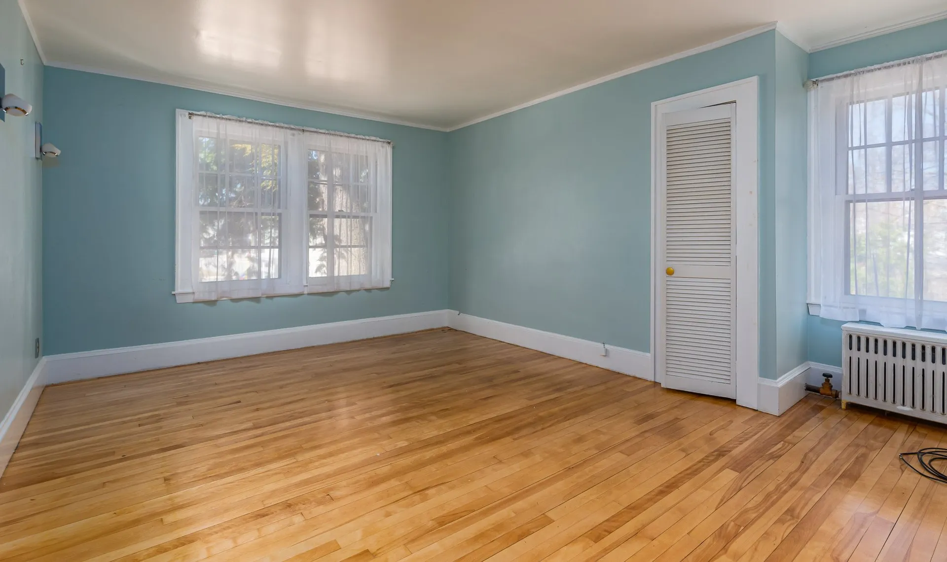 26 1/2 Charles Street Rochester NH 03867