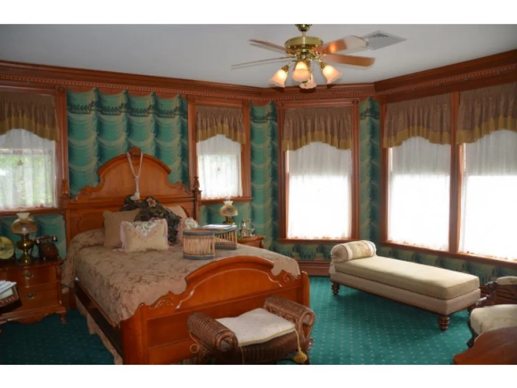 270 Edgewater Drive Gilford NH 03249