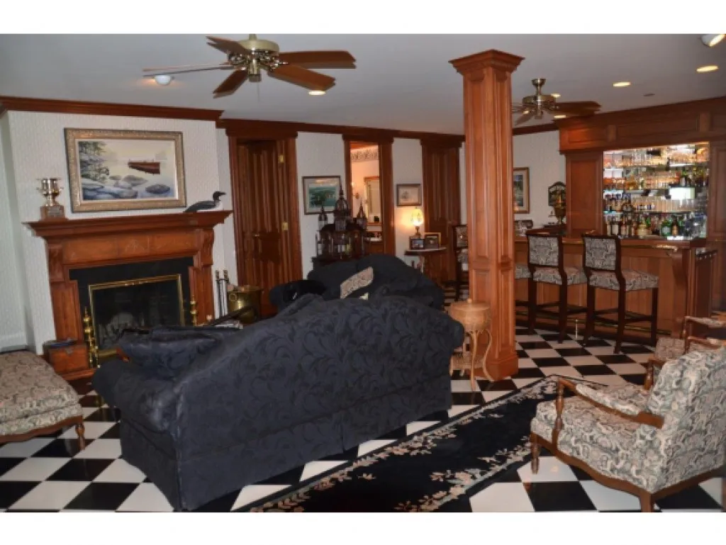 270 Edgewater Drive Gilford NH 03249