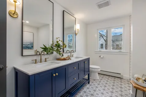 36 Sheffield Road Portsmouth NH 03801