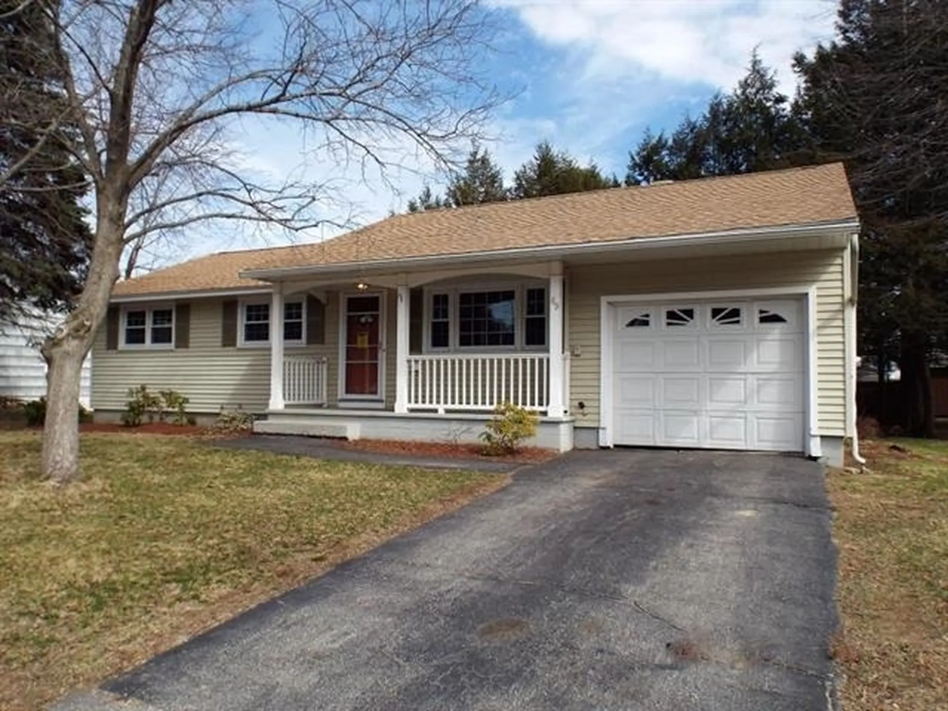 89 Huntington Avenue Manchester NH 03109