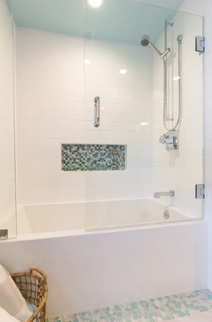 4 Groveland Street Seabrook NH 03874
