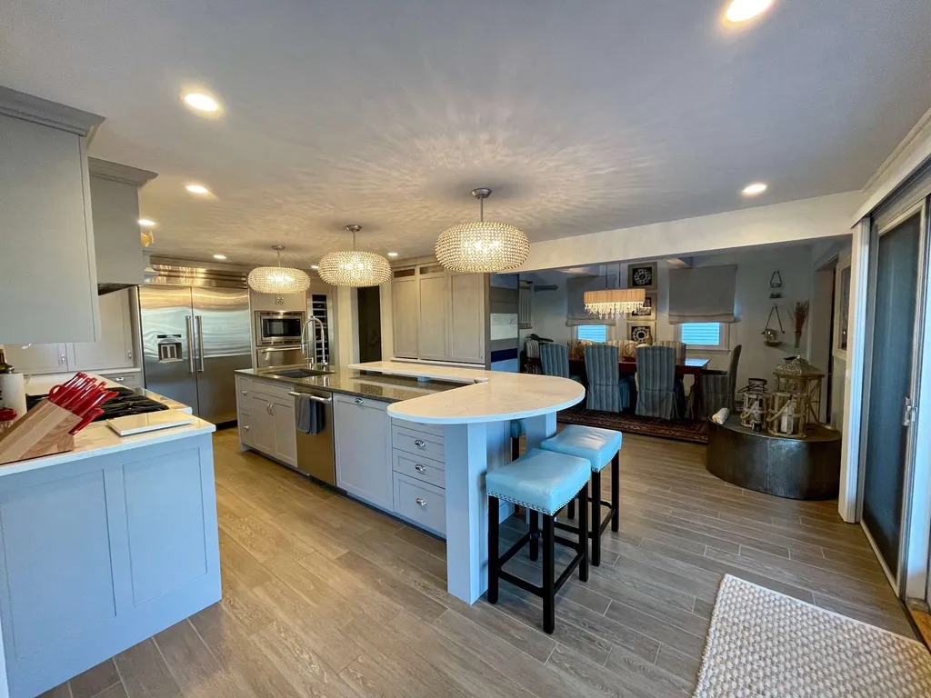 4 Groveland Street Seabrook NH 03874
