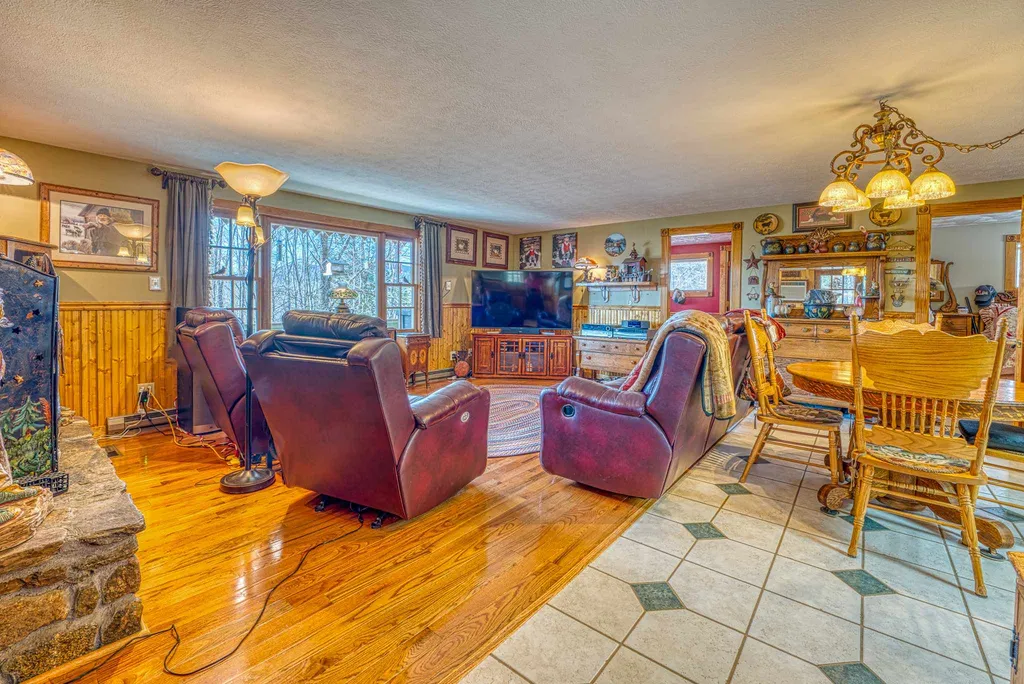 136 Pond Road Campton NH 03223