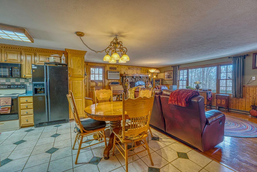 136 Pond Road Campton NH 03223