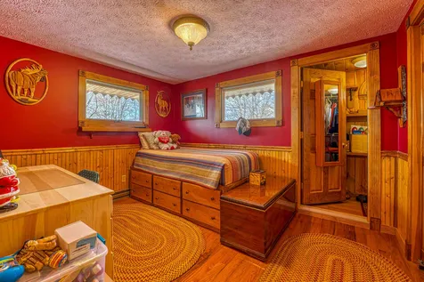 136 Pond Road Campton NH 03223