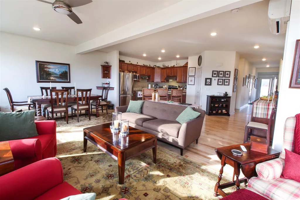 2 Village Court Grand Isle VT 05458