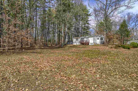 8 Spring Street Raymond NH 03077