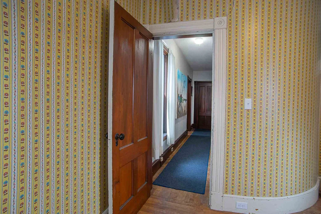 15 Walker Place Brattleboro VT 05301