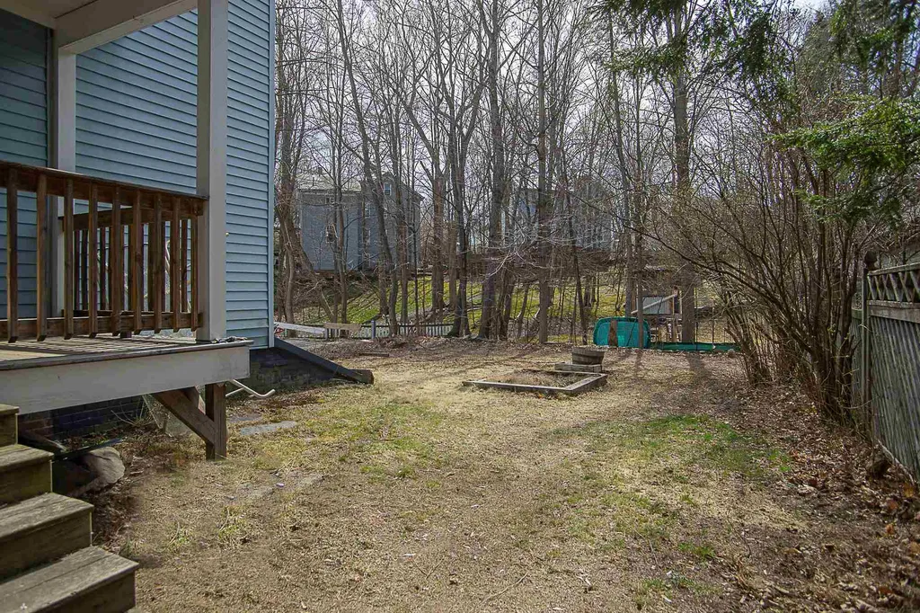 15 Walker Place Brattleboro VT 05301