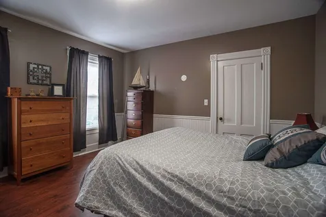 15 Walker Place Brattleboro VT 05301