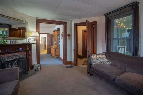 15 Walker Place Brattleboro VT 05301