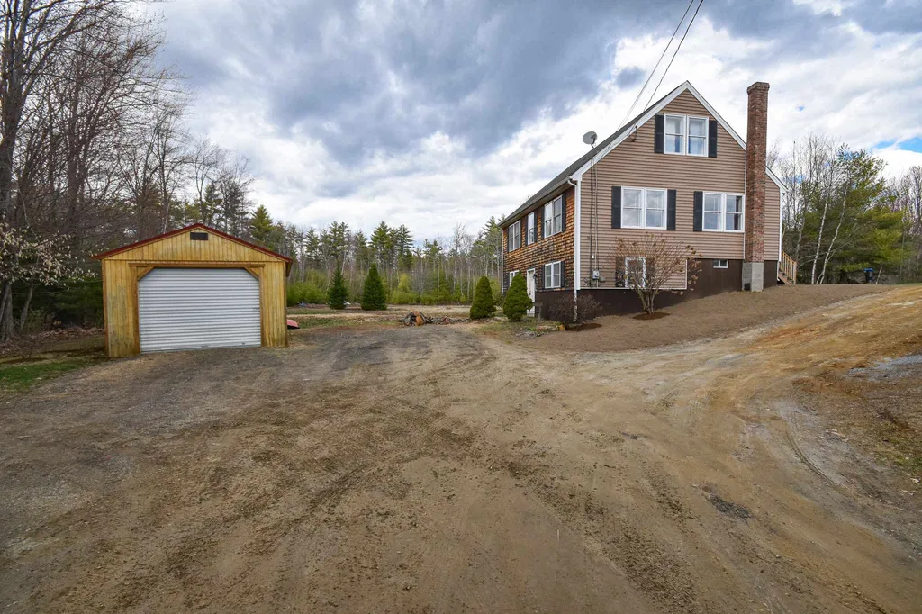 223 Lower Guinea Road Lebanon ME 04027