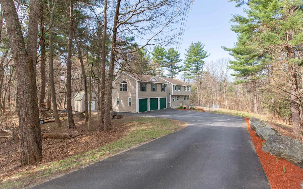 74 Wason Road Hudson NH 03051