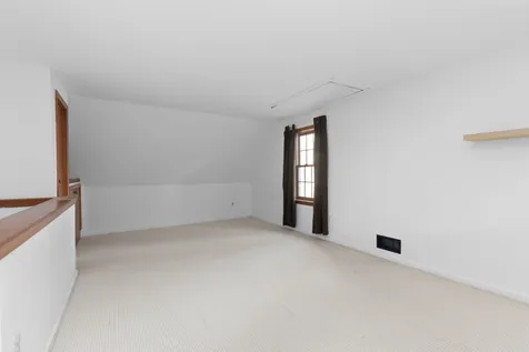 40 Glengarry Drive Stratham NH 03885