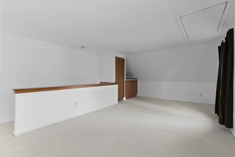 40 Glengarry Drive Stratham NH 03885