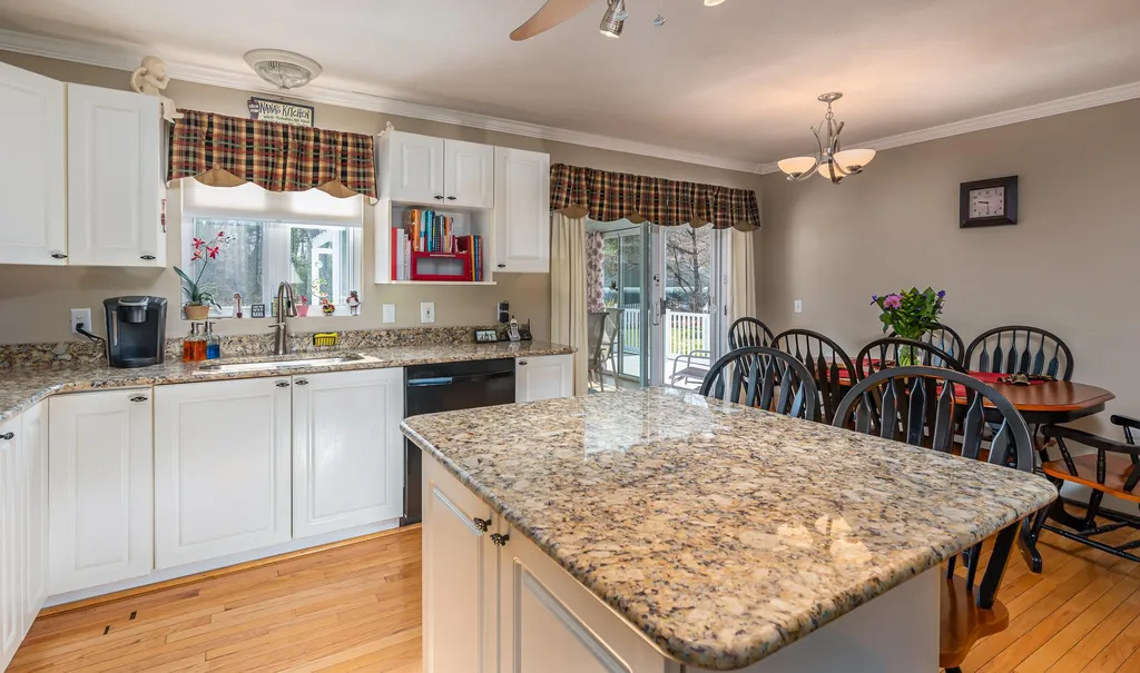 13 Charles Henry Way Seabrook NH 03874
