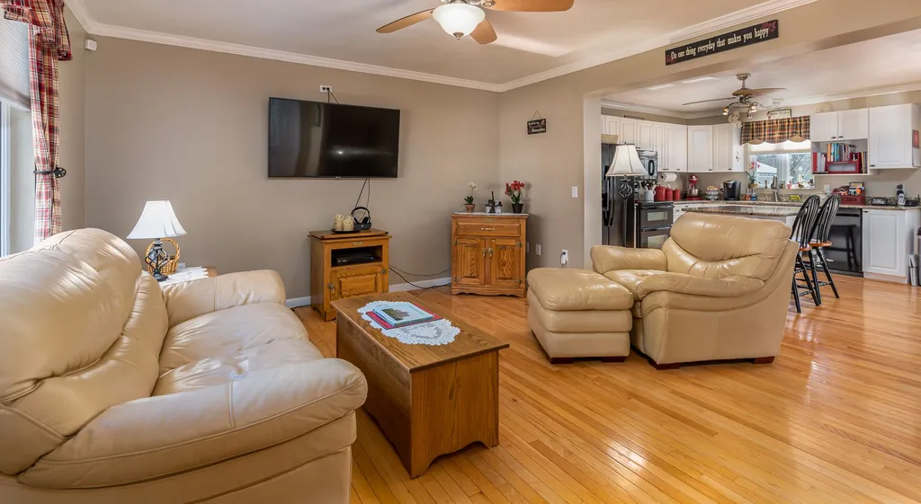 13 Charles Henry Way Seabrook NH 03874