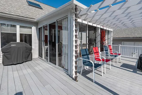 13 Charles Henry Way Seabrook NH 03874