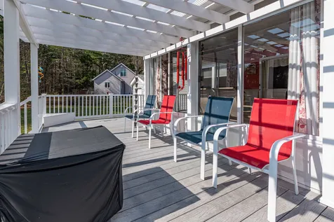 13 Charles Henry Way Seabrook NH 03874