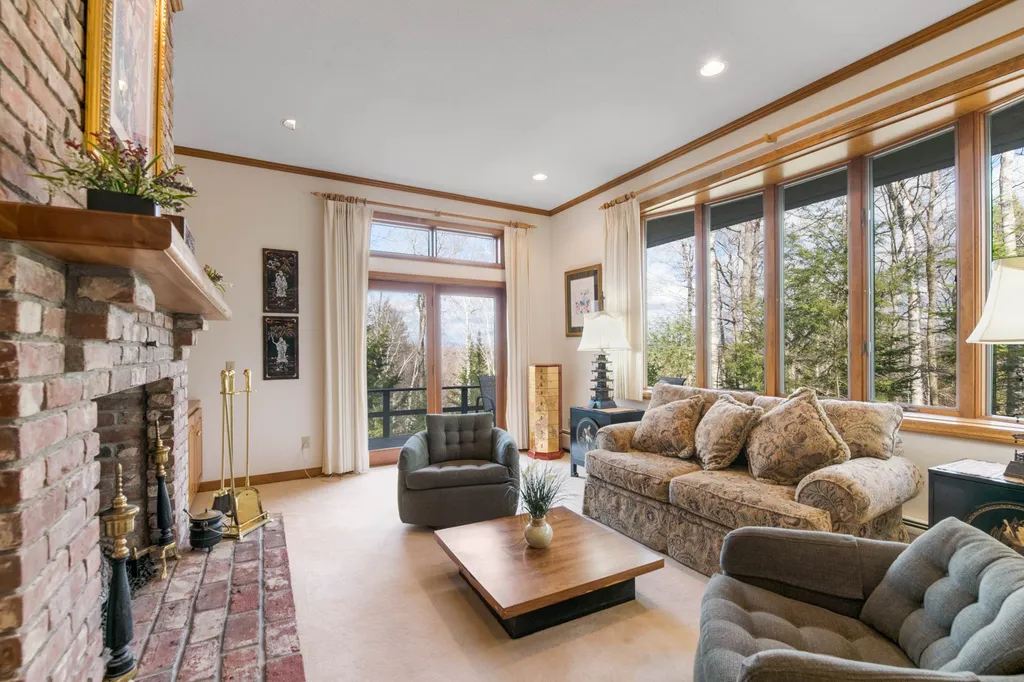 14 Summit Drive Grantham NH 03753