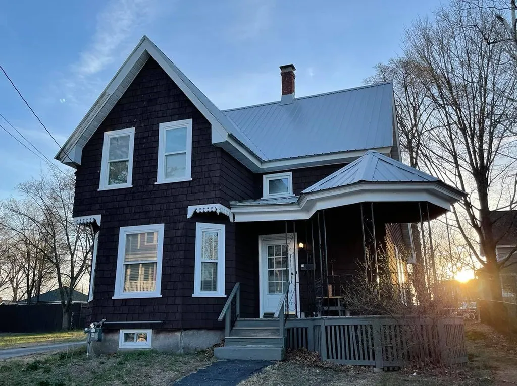 74 Riley Avenue Manchester NH 03103