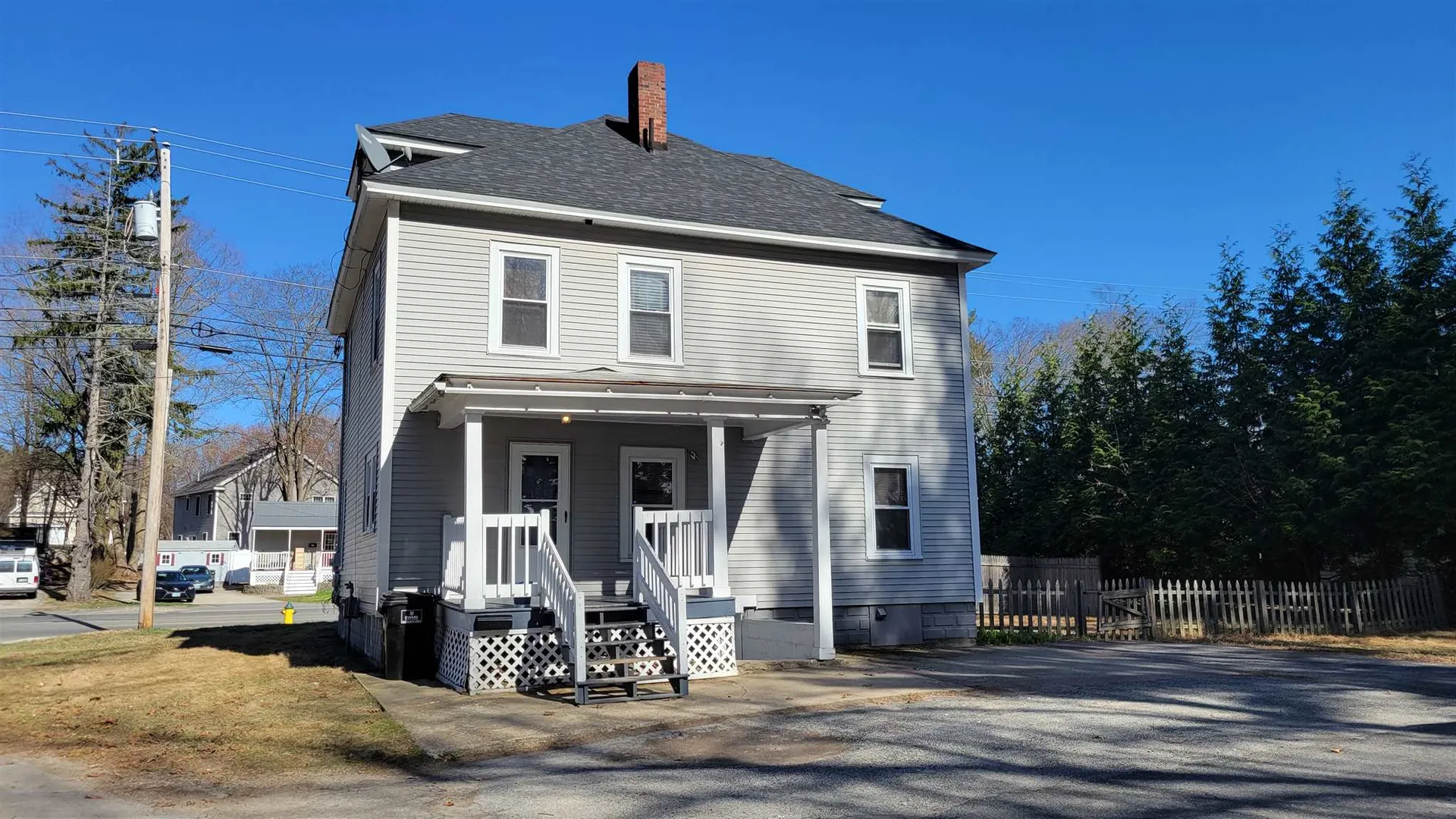 24 Derry Street Hudson NH 03051