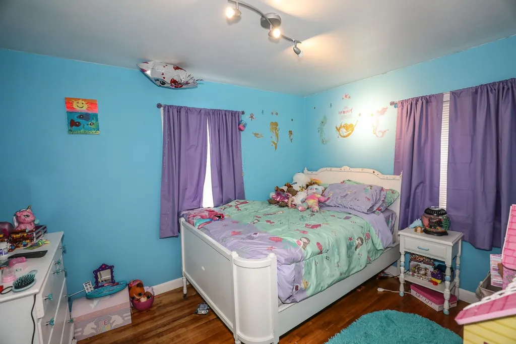 85-87 Mary Ann Road Manchester NH 03104