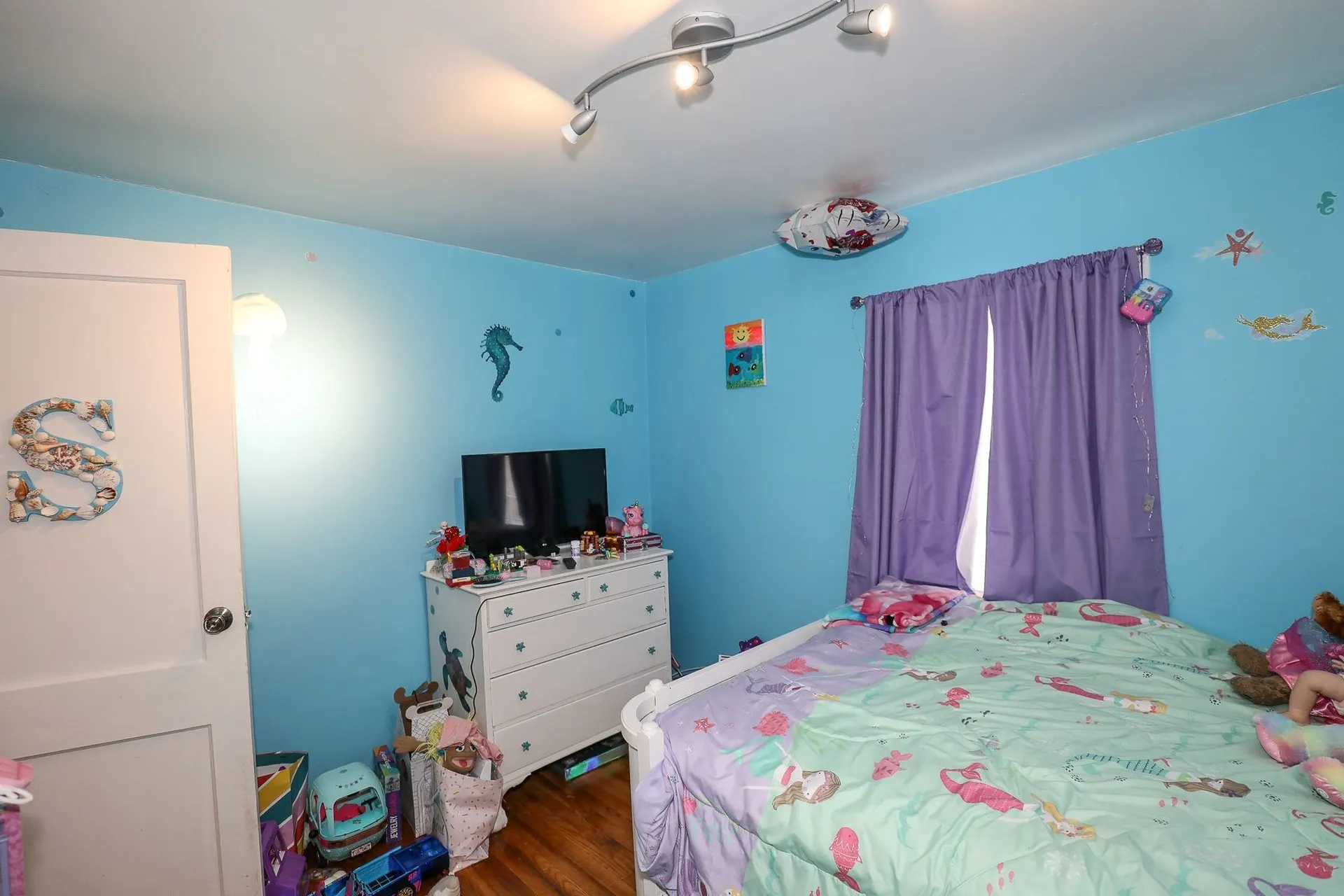 85-87 Mary Ann Road Manchester NH 03104