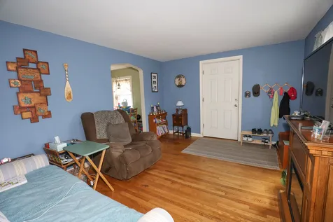 85-87 Mary Ann Road Manchester NH 03104