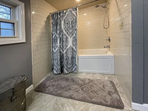8 Granite Lane Wolfeboro NH 03894