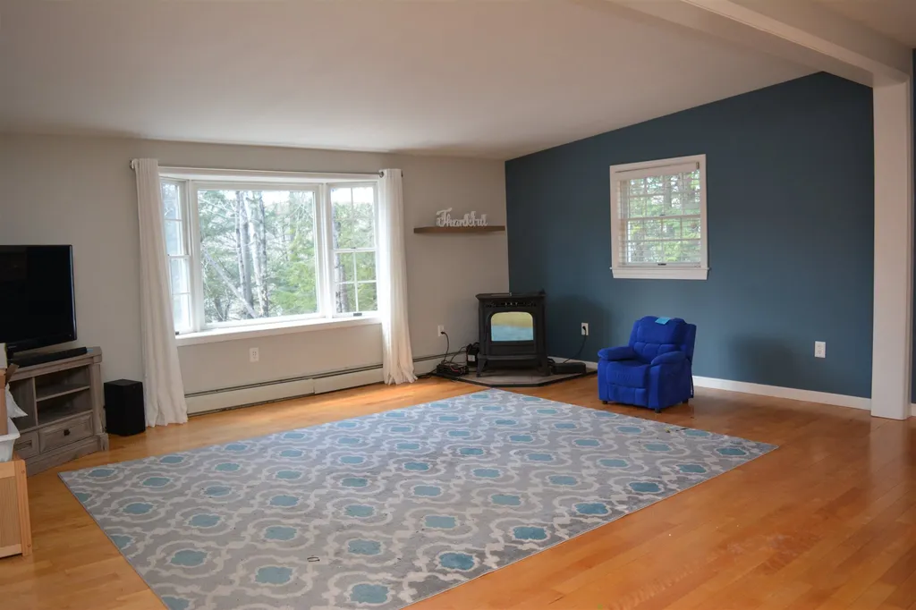 18 Butternut Road Grantham NH 03753