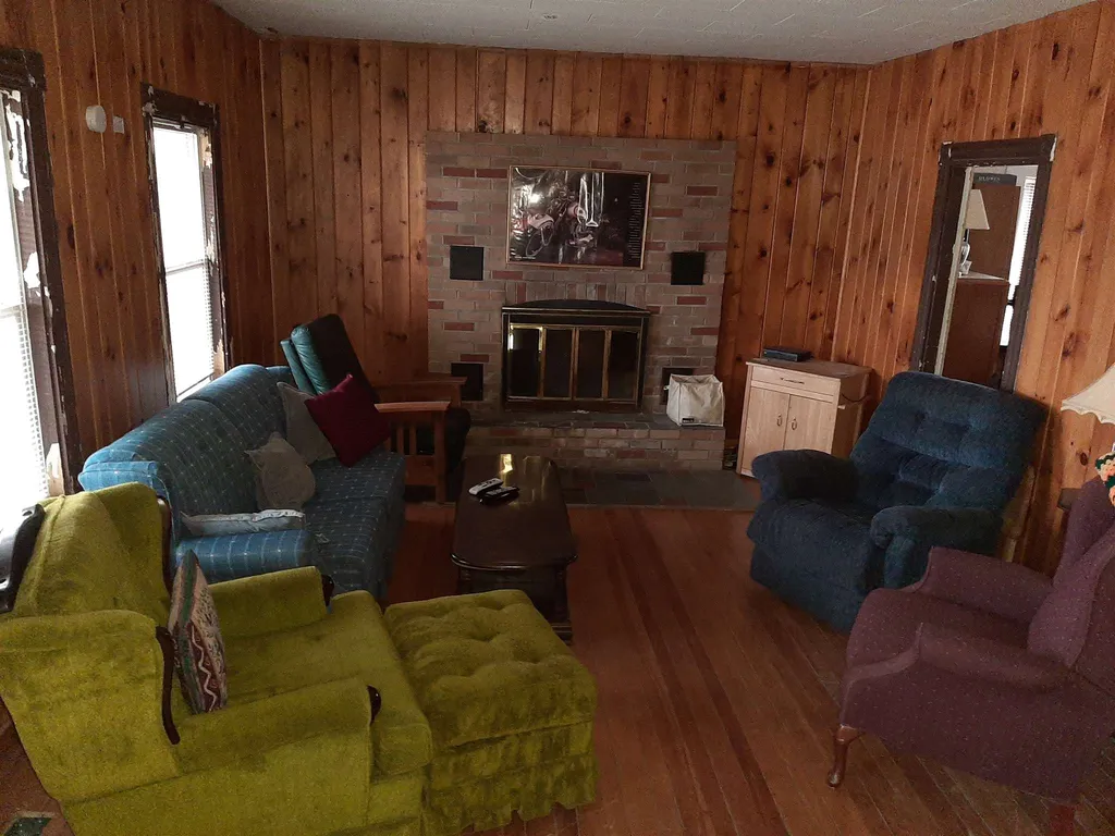 185 Main Street Colebrook NH 03576