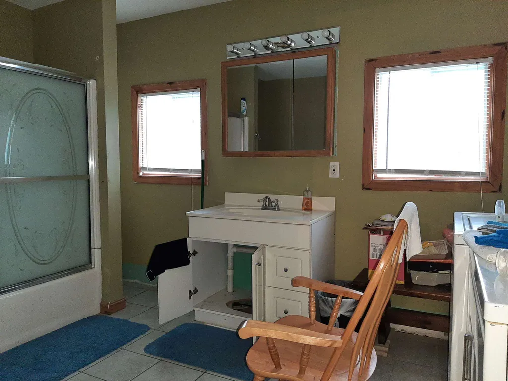 185 Main Street Colebrook NH 03576
