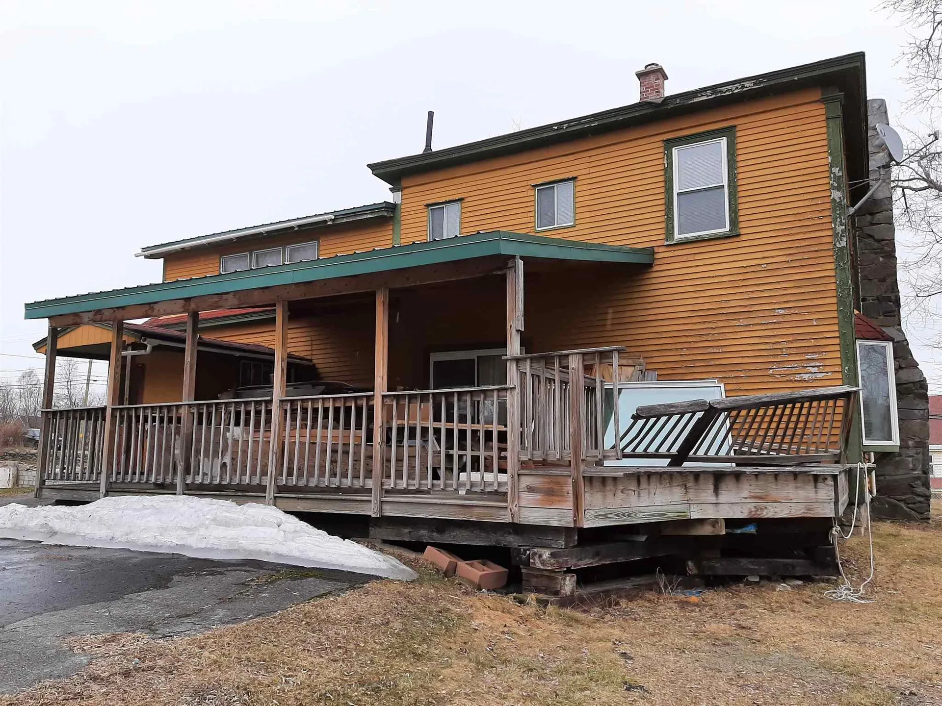 185 Main Street Colebrook NH 03576