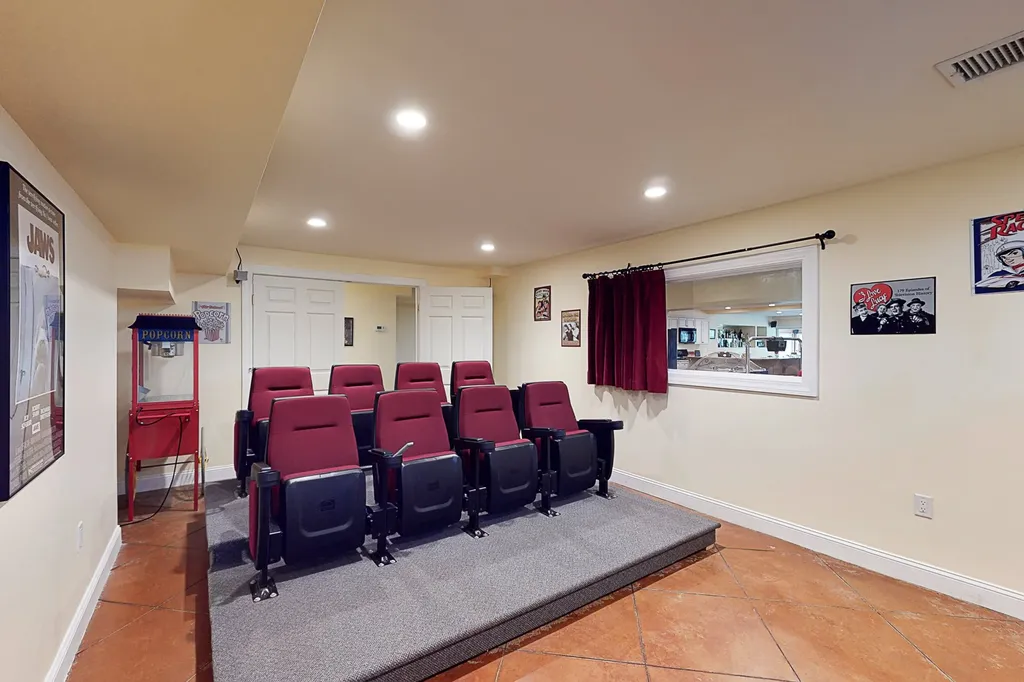 22 Dewitt Drive Alton NH 03809
