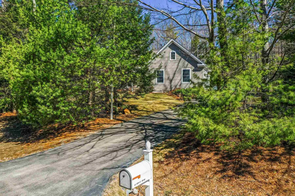 22 Dewitt Drive Alton NH 03809