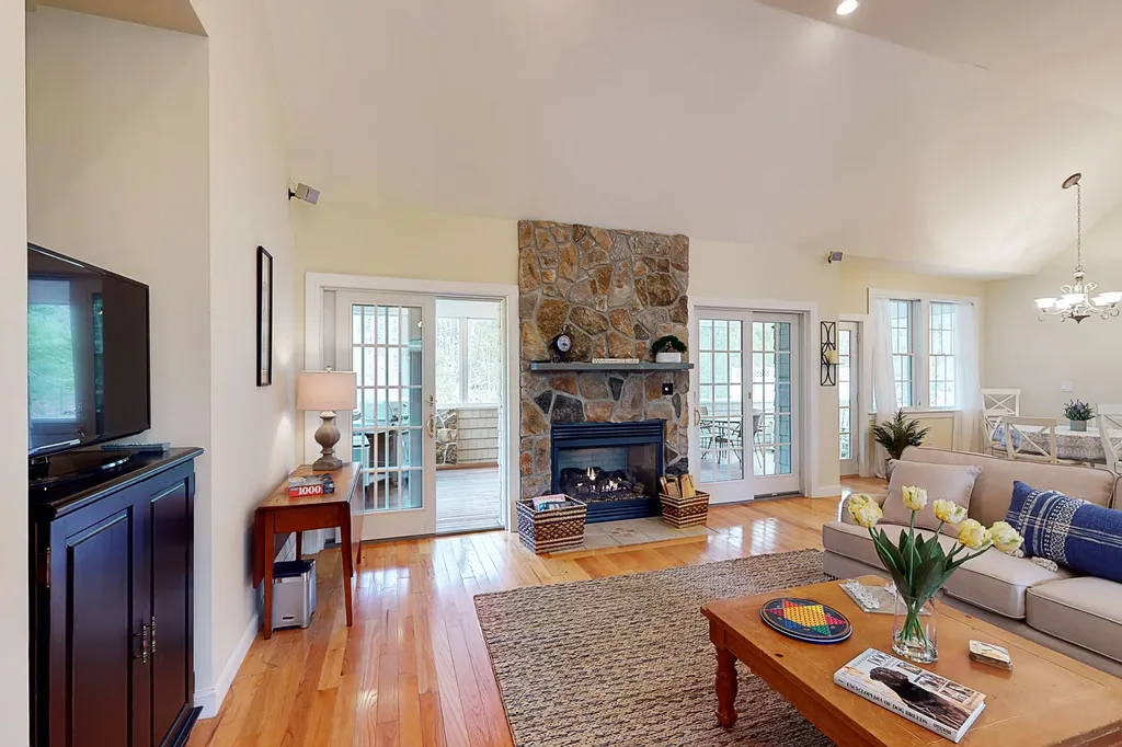 22 Dewitt Drive Alton NH 03809