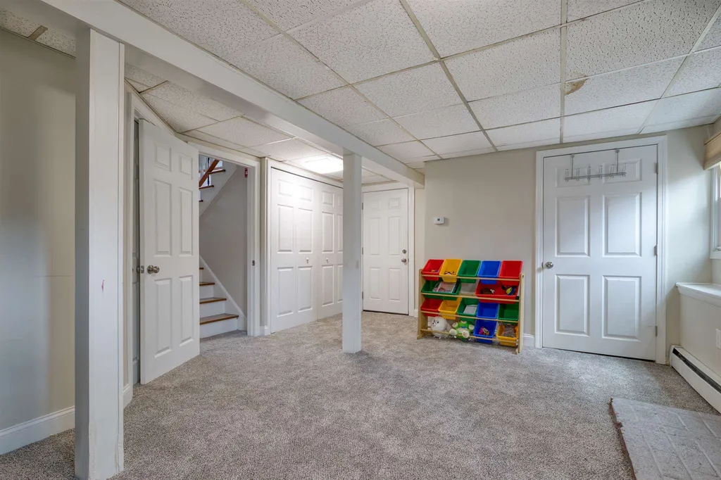 113 Wiley Hill Road Londonderry NH 03053