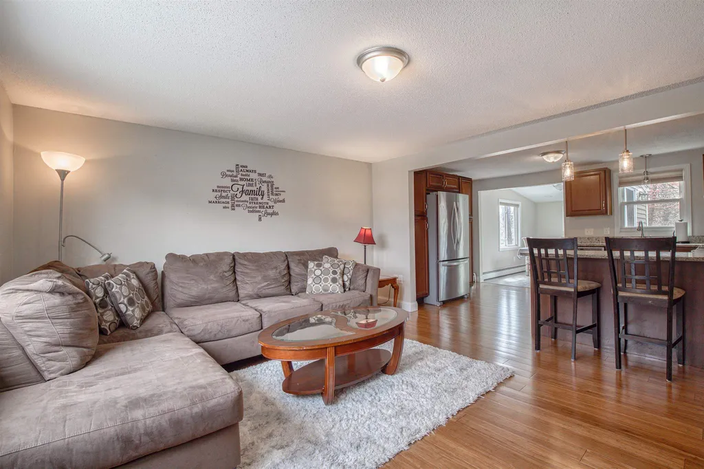 113 Wiley Hill Road Londonderry NH 03053