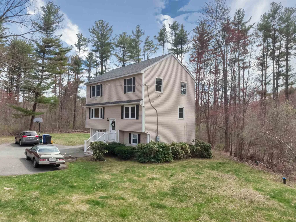 113 Wiley Hill Road Londonderry NH 03053