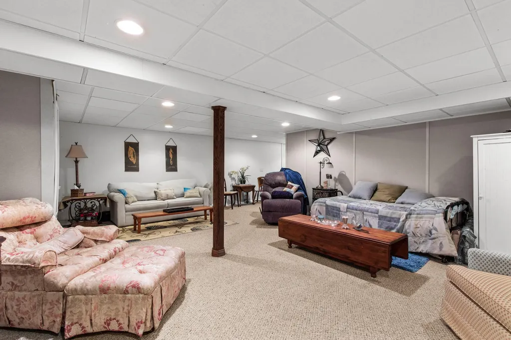 7 Alderwood Drive Stratham NH 03885