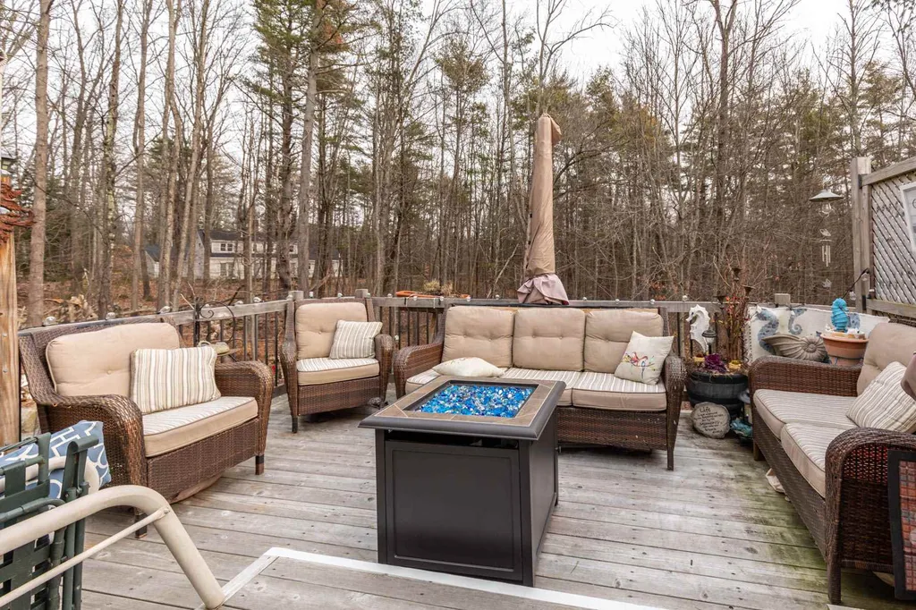 7 Alderwood Drive Stratham NH 03885