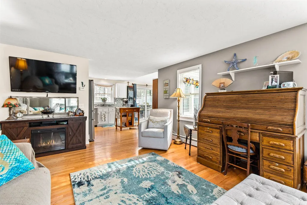 7 Alderwood Drive Stratham NH 03885