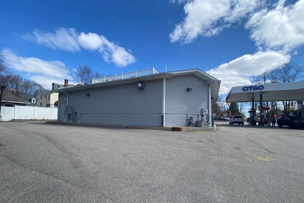 52 Central Avenue Dover NH 03820